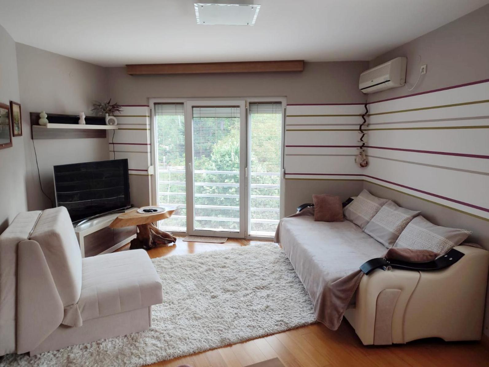 Apartman Lux Sneznik Vrnjačka Banja Zewnętrze zdjęcie
